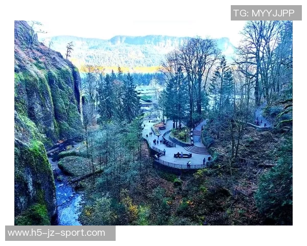 林葳波特兰游记分享看球之余打卡马尔特诺玛瀑布美景